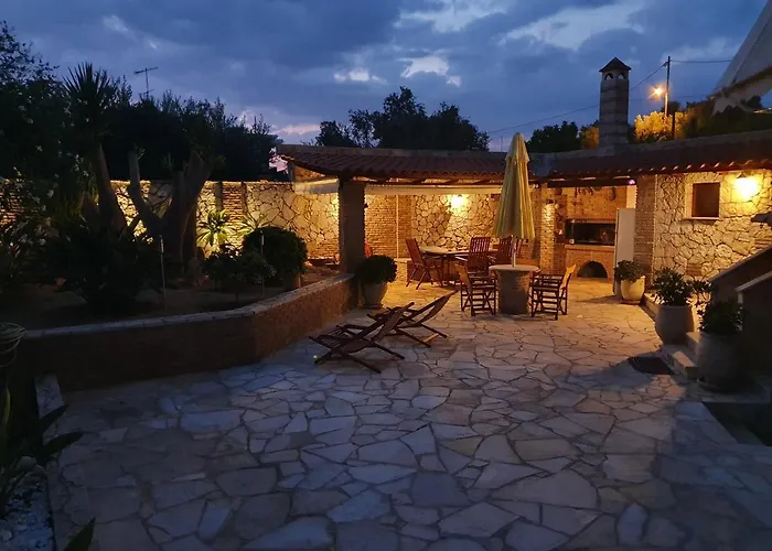 Petrino Guesthouse Gialova